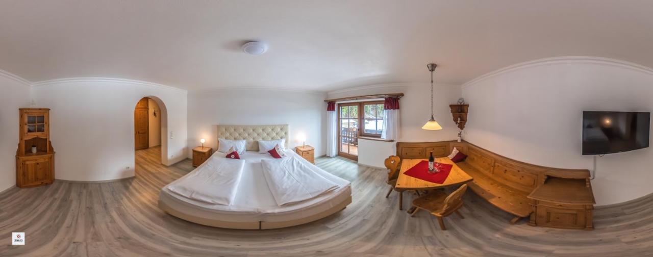 אוברמרגואה Landhotel Laerchenhuegel מראה חיצוני תמונה